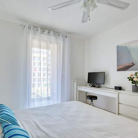 Апартаменты Le Fonction, Meuble 4 Etoiles, Avec Parking Boxe Экс-ан-Прованс Экстерьер фото